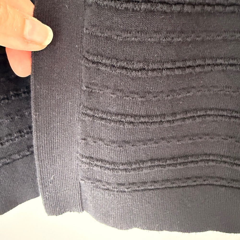 Tommy Hilfiger Black Textured Knit Shrug (MED) Minimal Casual Chic Sweater Crop‎ - Picture 9 of 14